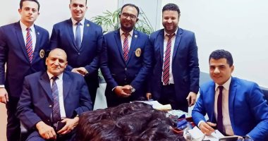 جمارك مطار القاهرة تحبط محاولة تهريب كمية من الشعر الطبيعى المستعار