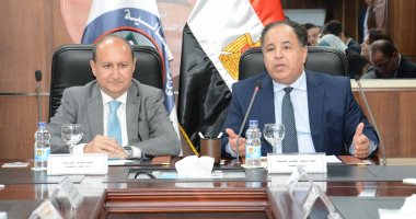 وزيرا المالية والتجارة يوقعان اتفاقات تسوية المستحقات المتأخرة لـ9 شركات مصدرة