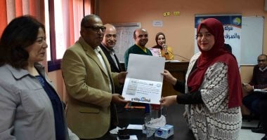 صور.. مياه سوهاج تكرم 55 مكلفة خدمة عامة لانتهاء خدمتهم