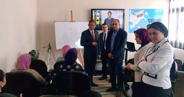 التدريب المهنى بجامعة الإسكندرية: إقبال من الشباب على دورة التسويق الإلكترونى