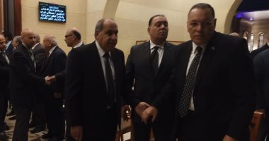 صور.. وزراء و شخصيات عامة فى عزاء والد محافظ الشرقية 