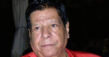 عدوية ناعيا والده شعبان عبد الرحيم : " ضهرى راح أبويا مات "