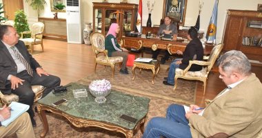 محافظ أسيوط يلتقى رئيسا مدينتى "أسيوط الجديدة وناصر" لإستعراض الموقف التنفيذى للمشروعات