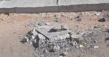 قارئ يشكو من تهالك أغطية بلاعات الصرف الصحى وانتشار القمامة بالزقازيق