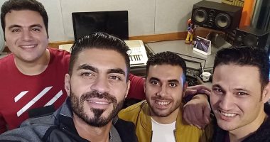 صور.. خالد سليم ينتهى من تسجيل أغنية جديدة بتوقيع ماهر صلاح