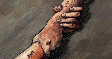كاريكاتير الصحف السعودية.. إيران تمد يدها للعراق من أجل المصلحة