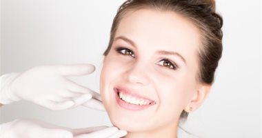 وصفات طبيعية لإزالة الشعر الزائد من الوجه.. "سيبك من الطرق المؤلمة"