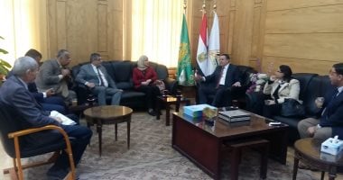 جامعة بنها تستقبل لجنة التعلم المدمج بالمجلس الأعلى للجامعات