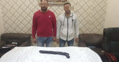 القبض على عاطلين قتلا عاملا لدفاعه عن فتاة عاكسها أحدهما بالمرج
