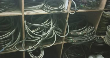 ضبط صاحب مخزن يبيع قطع غيار سيارات مجهولة المصدر بالساحل.. صور