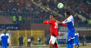 60 دقيقة..الأهلي يبحث عن هدف ثالث أمام الهلال 