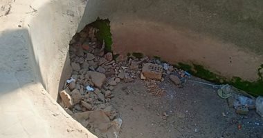 قارئ يشكو من وجود هبوط أرضى بكفر شكر القليوبية تسبب فى غلق مواسير الرى