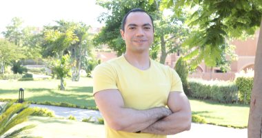 كيف يمكن إعادة الحب والعواطف بين الزوجين وتفادي المشاكل؟ جراند ماستر أحمد شعبان يجيب