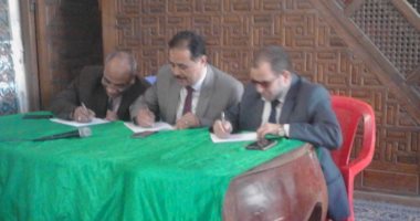 لجنة اختبار الاصوات الحسنة للقيد بالإذاعة تستهل عملها باختبار شقيقين بمسجد عمرو