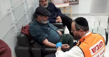 يديعوت آحرونوت تزعم اعتناق مسن فلسطينى لليهودية.. اعرف القصة