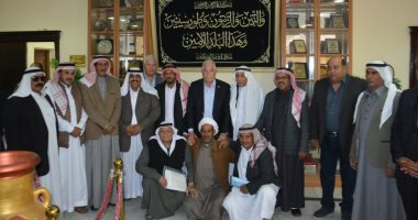 صور.. محافظ جنوب سيناء يوزع 483 ألف جنيها من الأزهر دعما للصيادين