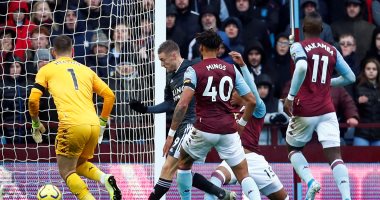 ليستر سيتي يتفوق على أستون فيلا 2 - 1 في الشوط الأول.. فيديو