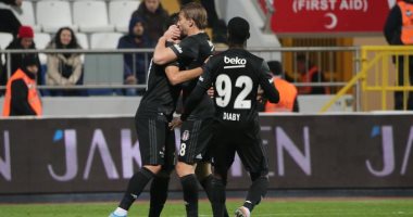 بشكتاش يقهر قاسم باشا ويصعد لوصافة الدوري التركي بمشاركة الننى وطرد حافظ