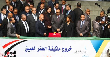 مدبولى يشهد احتفالية تخطى ماكينة الحفر العملاق بالخط الثالث لمترو ماسبيرو