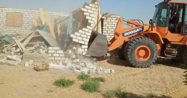 صور.. محافظة الجيزة تزيل تعديات على 23.5 ألف فدان كم أملاك الدولة بالواحات