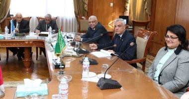 رئيس جامعة المنوفية يتابع استيفاء متطلبات الحصول على الأيزو 9001