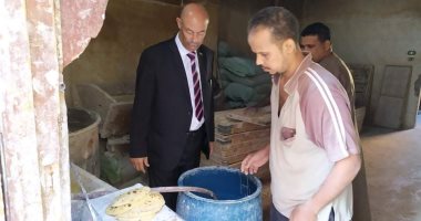 رئيس مركز الداخلة يتفقد المخابز ومحطات المياه بمدينة موط ..صور