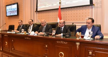 نقل البرلمان توافق على انتقال تبعية القابضة للنقل البرى والبحرى لوزارة النقل