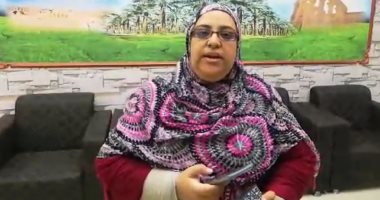معلمة بالوادى الجديد تبتكر دليلا سياحيا بتقنية الواقع الافتراضى بـ10 جنيهات