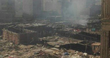 قارئة تشكو من تصاعد أدخنة لمصانع حرق البلاستيك بمنطقة زرائب عزبة النخل
