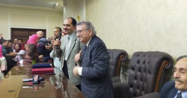 العالم مصطفى السيد لطلاب علوم عين شمس: "اشتغلوا جامد.. أنتم مستقبل مصر"