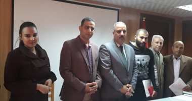 صور .. "رياضة القليوبية" تناقش إعادة توزيع العمالة بمراكز الشباب