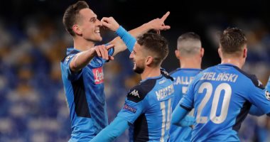نابولى الإيطالى يسجل "صفر" إصابات فى تحليل فيروس كورونا 