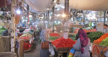 تعرف على أسعار الخضروات اليوم بسوق الدهار بالغردقة.. صور