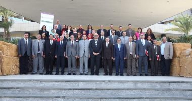 رئيس جامعة الزقازيق: تشجيع البحث العلمى فى مجال أمراض السرطان