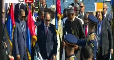 الرئيس السيسى يصل مقر انعقاد منتدى أسوان للسلام والتنمية فى أفريقيا 