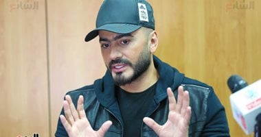 شاهد.. "حلو الكلام" الأغنية الدعائية لفيلم "الفلوس" للنجم تامر حسنى