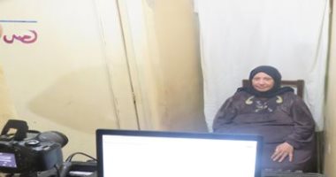 "الداخلية" تستخرج بطاقتين رقم قومى لمسن وزوجته بمنزلههما.. صور