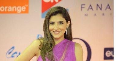 مى عمر توجه رسالة حب وتسامح للجميع.. وتؤكد: أعد بعدم الرد على الإساءات