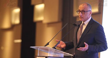 السياسة النقدية لمصر تنجح بامتياز فى قيادة الاقتصاد لبر الأمان.. القاهرة تحتفظ بتصنيف ائتمانى هو الأفضل رغم أزمة كورونا.. ثقة كبيرة فى قدرات القطاع المصرفى.. 40 مليار دولار احتياطى نقدى رغم الأزمة