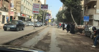 قارئ يشكو انتشار الاشغالات الباعة الجائلين بشوارع وارصفة المنيل