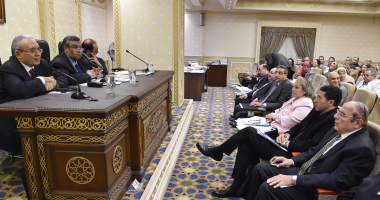 البرلمان ينتفض لتحصيل المتأخرات الحكومية.. لجنة الخطة تُحذر من استمرار تزايد أرصدتها: بلغت 385 مليار جنيه بنسبة 41% من الإيرادات.. ومصطفى سالم:الحكومة مطالبة بتحصيل مستحقاتها.. ومطالب بتسويبة ديون الصحف القومية