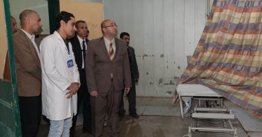 محافظ بنى سويف يحيل مشرفى النظافة بمستشفى الواسطى للتحقيق