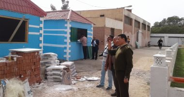 نائب مدير أمن المنوفية يتفقد الخدمات الأمنية بمركز شرطة السادات 