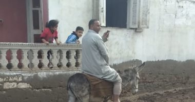 أهالى 3 قرى بالحسينية يناشدون محافظ الشرقية رصف الطرق.. صور