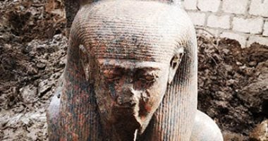 هل عثرت الآثار قبل كشف "ميت رهينة" على تماثيل أخرى تظهر هيئة "الكا"؟
