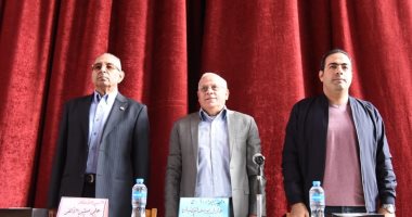 صور.. محافظ بورسعيد: الفترة الحالية تشهد اهتمامًا كبيرًا بالتعليم الفنى