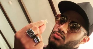 محمد رمضان بعد "خلع" ضرس العقل: بفكر أبعته المتحف المصري يتحلل