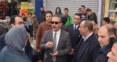 فيديو وصور.. محافظ الإسماعيلية يتفقد شوارع حى ثانٍ ومساكن الإحلال ويوجه برفع كفاءتها