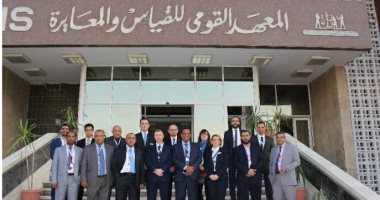 وزير التعليم العالى والبحث العلمى يستعرض تقرير حول أنشطة معهد المعايرة