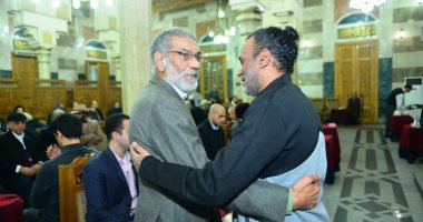 نجوى فؤاد ولطفى لبيب وسيد رجب وداليا مصطفى أول حضور عزاء محسن حلمي